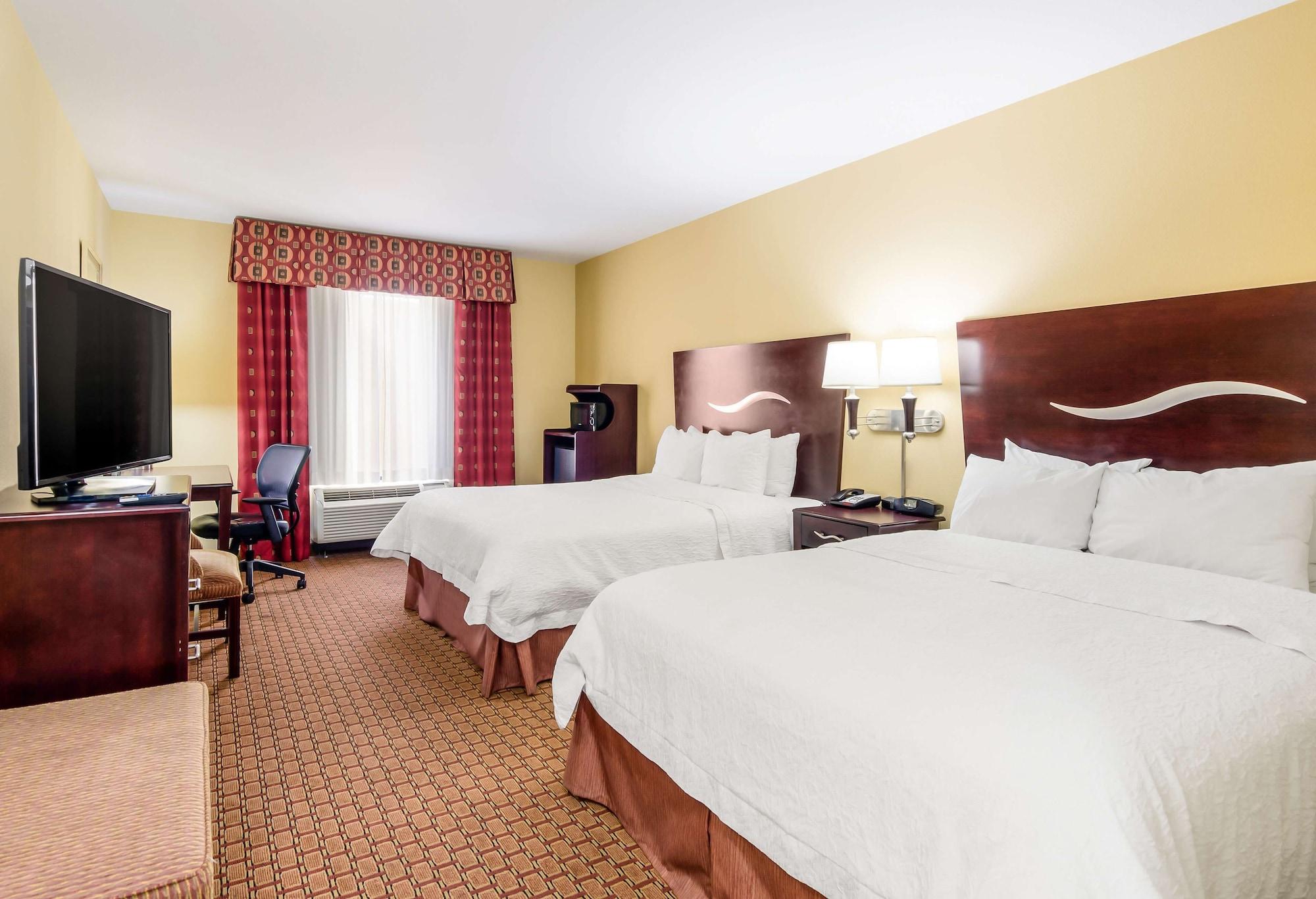 Hampton Inn Galax Bagian luar foto