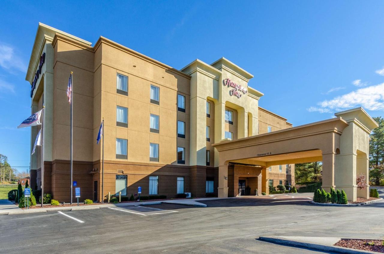 Hampton Inn Galax Bagian luar foto