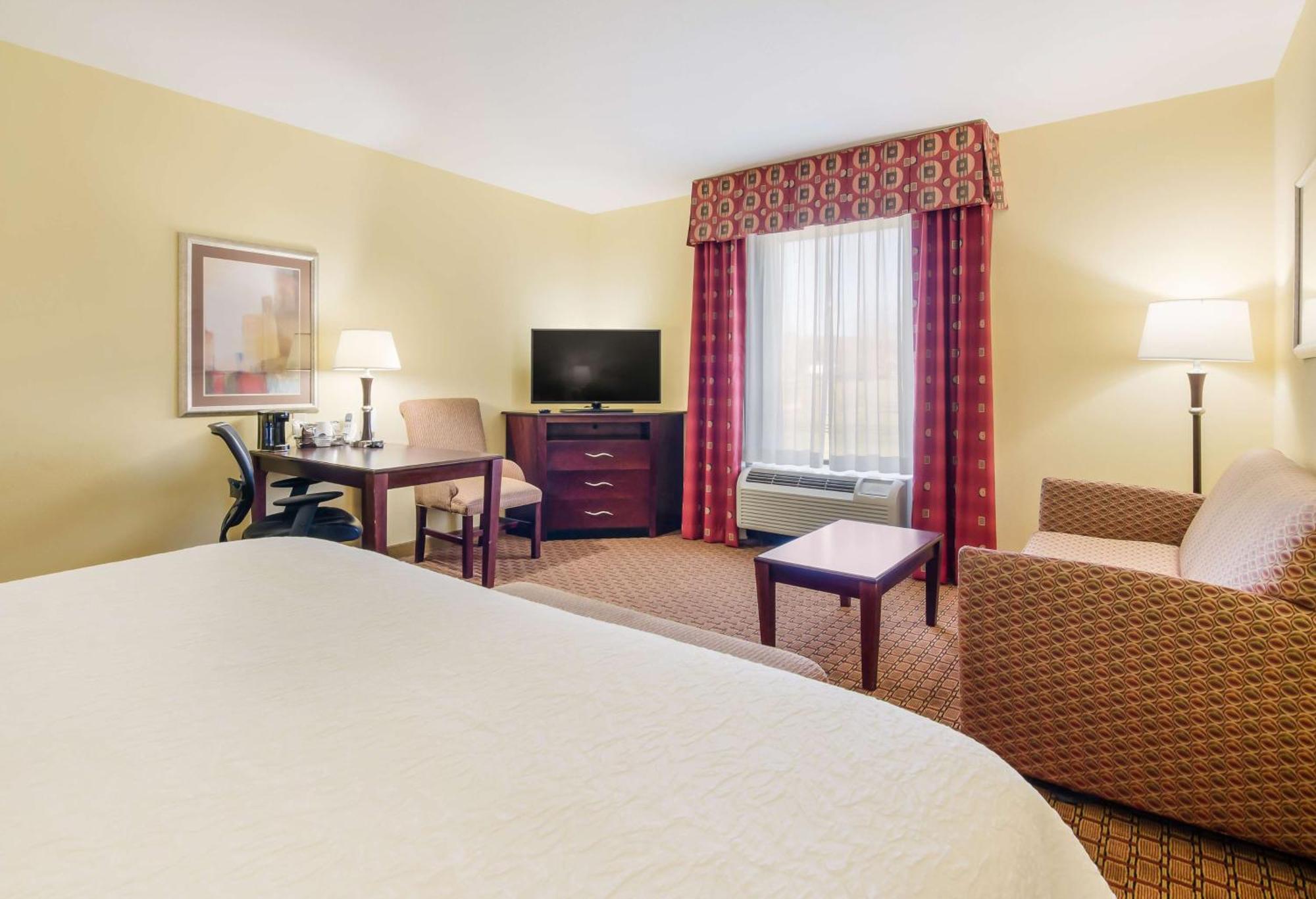 Hampton Inn Galax Bagian luar foto